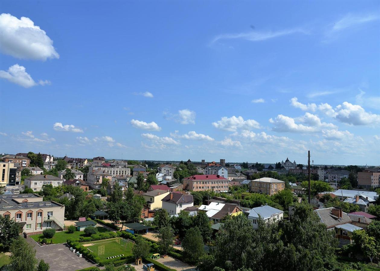 Луцьк Готель Світязь ลุตสกาย ภายนอก รูปภาพ